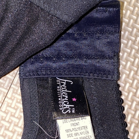 Fredrick’s of Hollywood Black Embellished Bralette 34C Halloween Costume - Picture 4 of 4